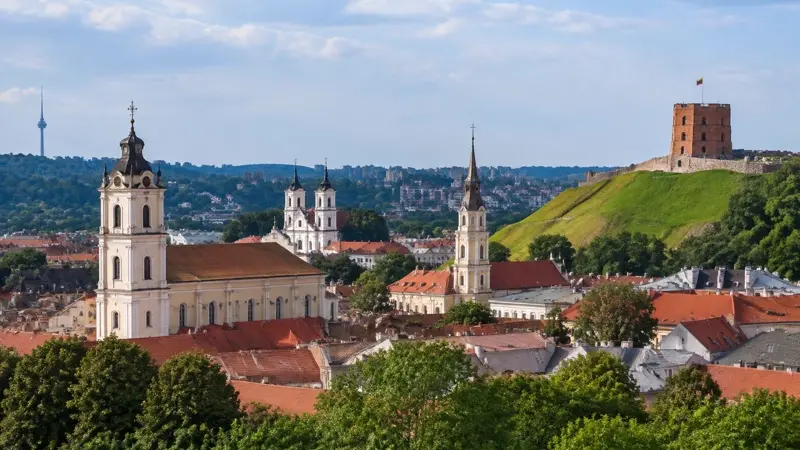 Altstadt von Vilnius mit Gediminas-Turm, Litauen